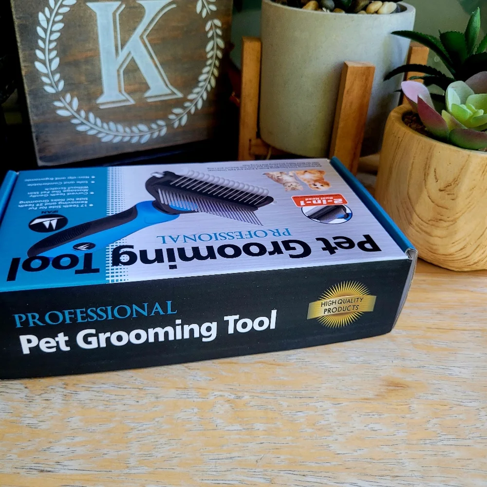 Pet Grooming Tool